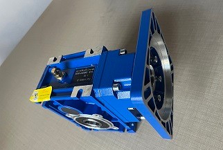 艾思捷技术教您蜗轮蜗杆减速机怎么选一款合适的伺服电机配套？